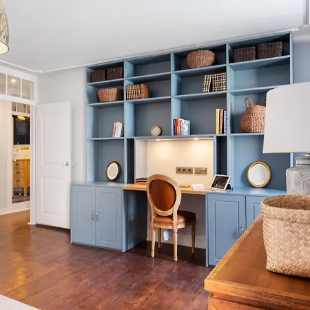 Bella Vista - Modern Classic In Heart Of City
