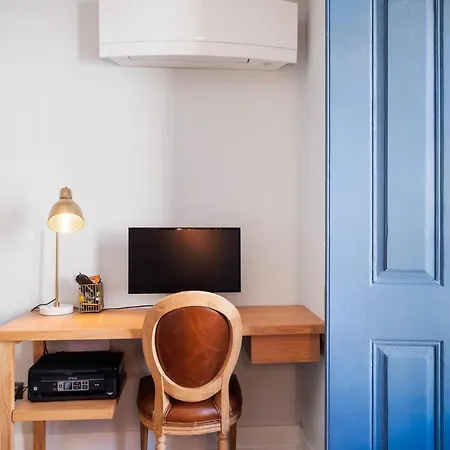 Bella Vista - Modern Classic In Heart Of City Lisbon