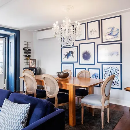 Bella Vista - Modern Classic In Heart Of City